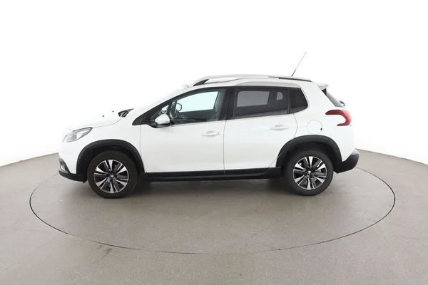 Peugeot 2008 (2008) — foto 9 van 16