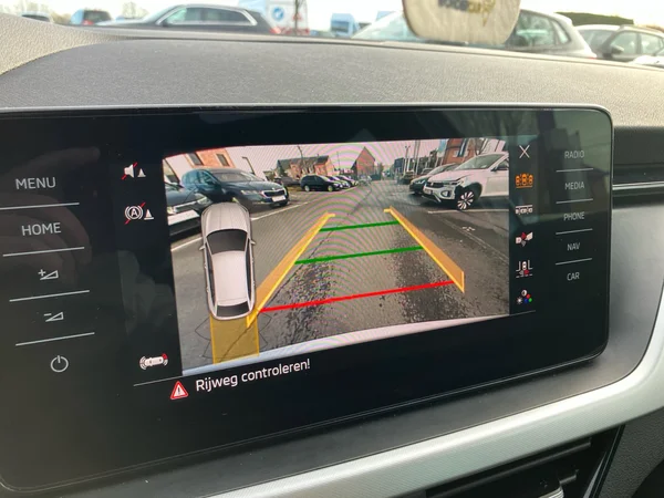 SKODA Scala (2024) — foto 16 van 25