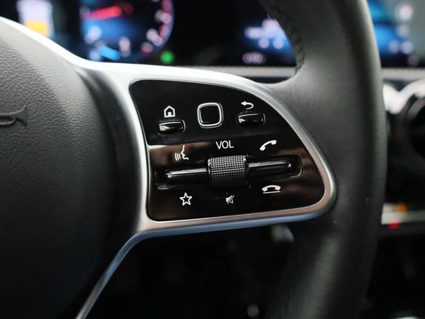 Mercedes-Benz A-Klasse (2021) — foto 7 van 36