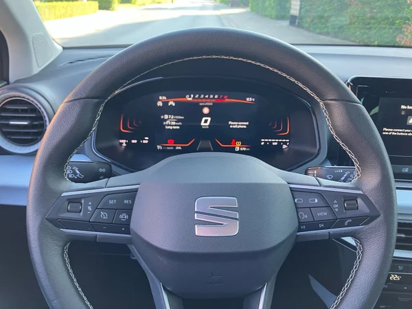 SEAT Arona (2025) — foto 14 van 24