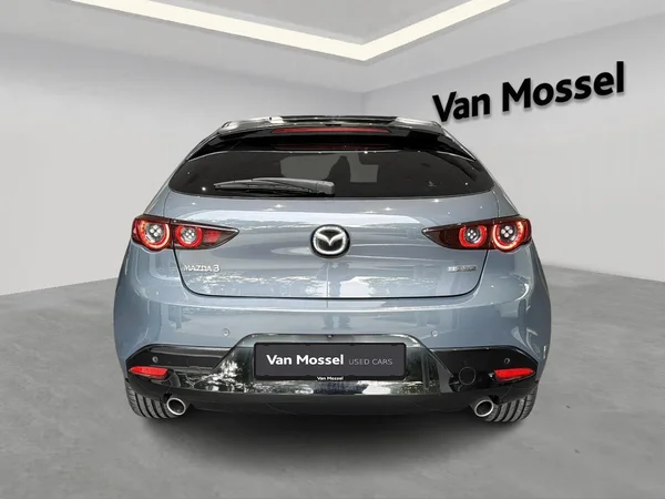 Mazda 3 (2021) — foto 13 van 19