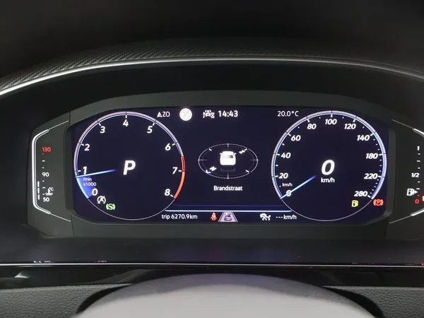 Volkswagen Arteon (2022) — foto 6 van 30