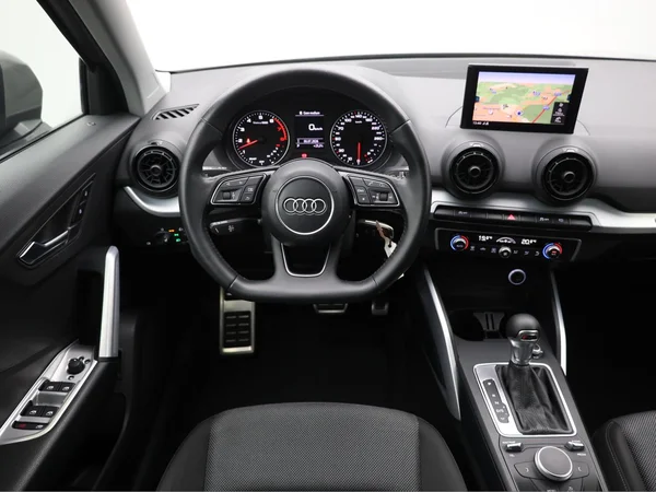 AUDI Q2 (2018) — foto 9 van 18