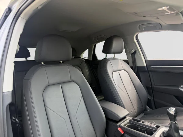 AUDI Q3 Sportback (2022) — foto 19 van 21