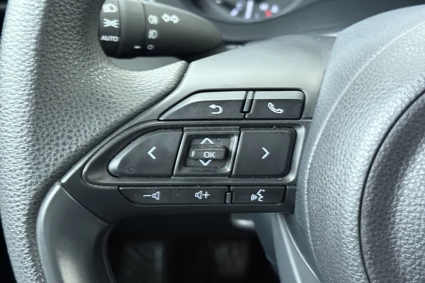 Toyota Yaris (2024) — foto 6 van 17