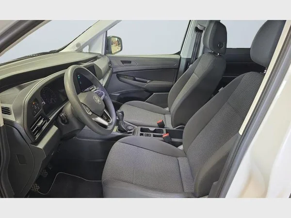 Volkswagen Caddy Maxi (2022) — foto 2 van 30