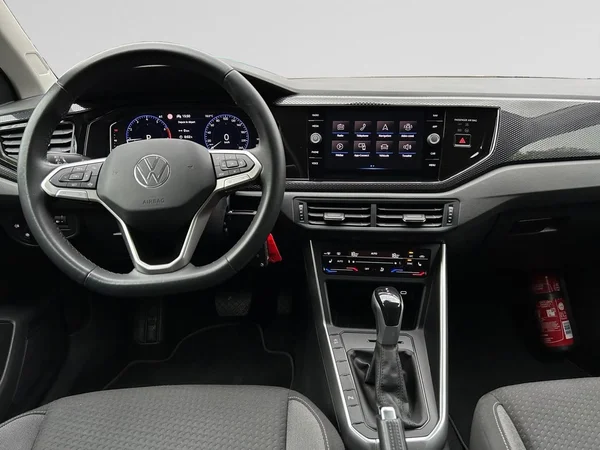 VOLKSWAGEN Polo (2022) — foto 6 van 23