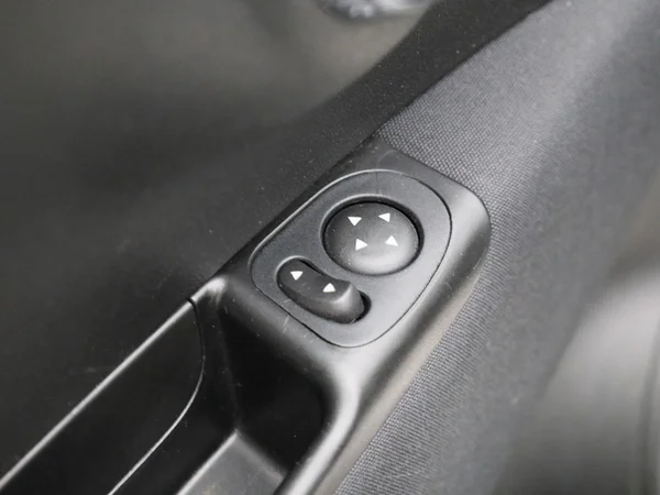 Fiat 500C (2023) — foto 28 van 40