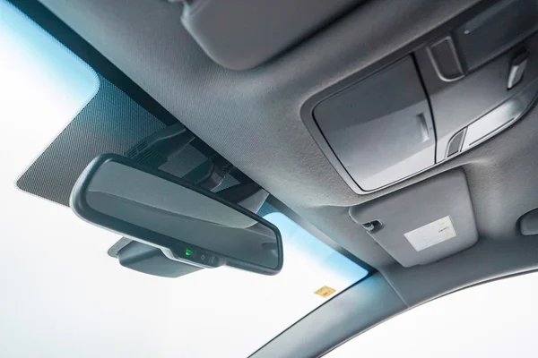Hyundai Ioniq PHEV (2018) — foto 25 van 54