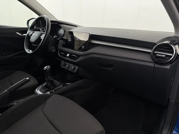 SKODA Fabia (2025) — foto 3 van 28