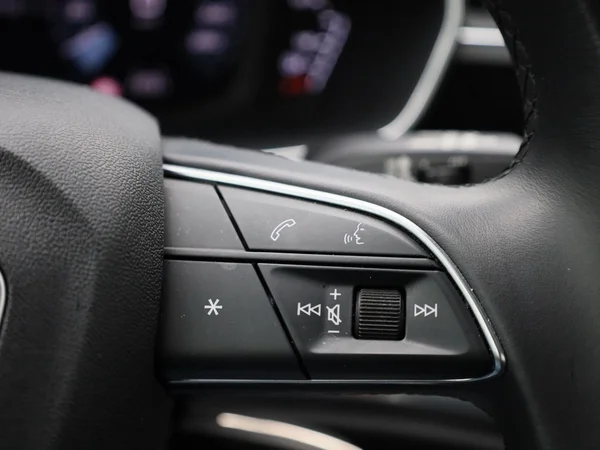 Audi Q3 (2022) — foto 18 van 40