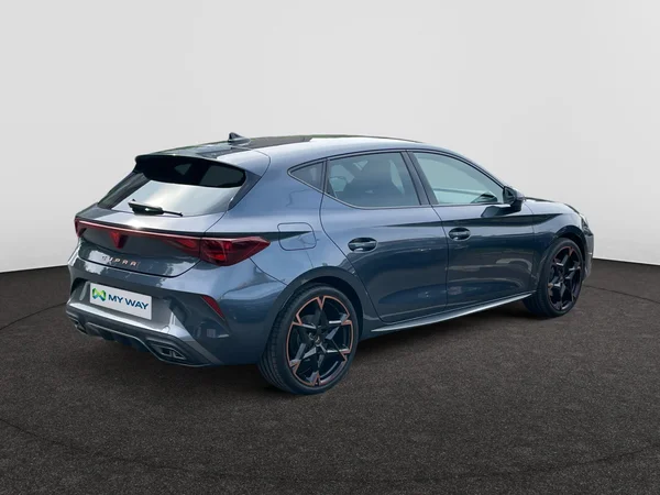 CUPRA Leon (2024) — foto 9 van 22