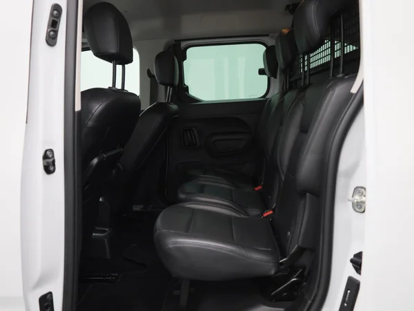 Opel Combo (2023) — foto 4 van 38