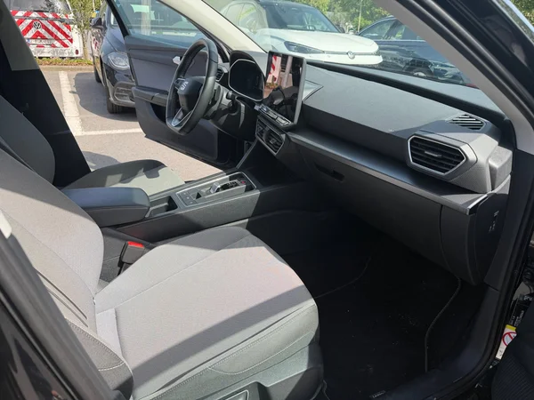 SEAT Leon ST (2024) — foto 5 van 16