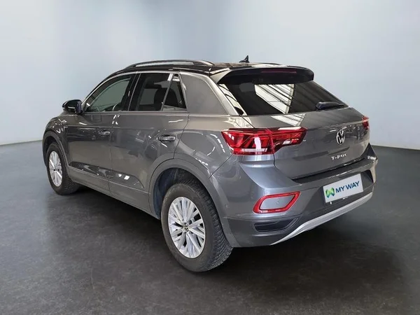 VOLKSWAGEN T-Roc (2022) — foto 27 van 29