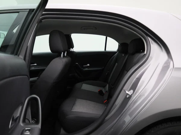 Mercedes-Benz A-Klasse (2023) — foto 2 van 39