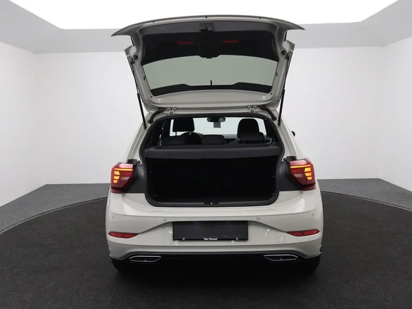 VOLKSWAGEN Polo (2025) — foto 21 van 27