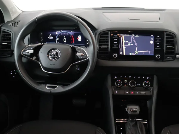 SKODA Karoq (2024) — foto 16 van 18