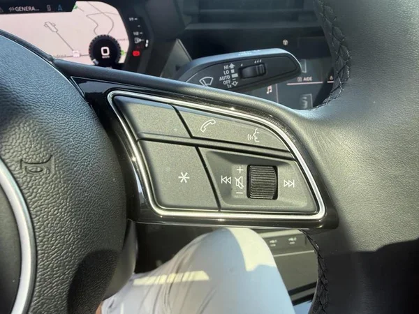 AUDI A3 Sedan Dsl (2022) — foto 17 van 37
