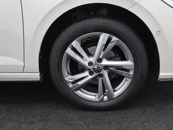 Volkswagen Polo (2025) — foto 24 van 27
