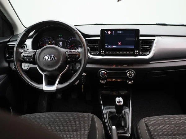 Kia Stonic (2021) — foto 33 van 35