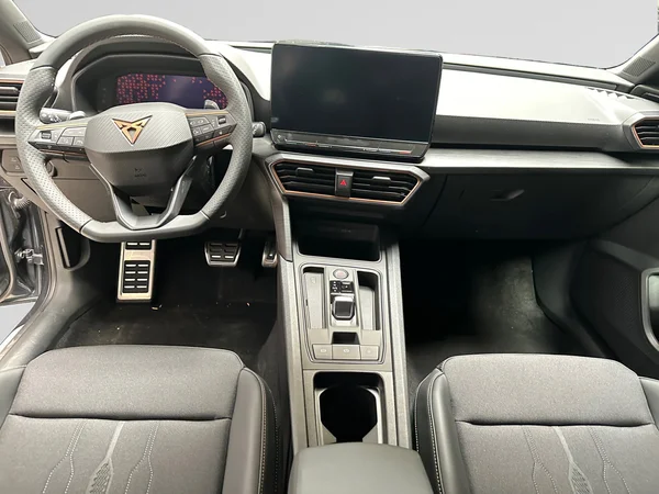 CUPRA Leon ST (2024) — foto 16 van 23