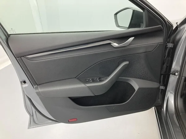 SKODA Octavia Combi (2025) — foto 10 van 36