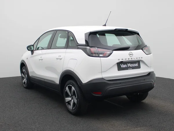 Opel Crossland (2023) — foto 12 van 39