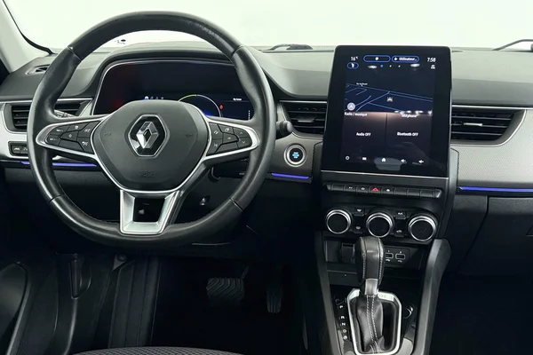 Renault Arkana E-TECH (HEV) (2022) — foto 9 van 34