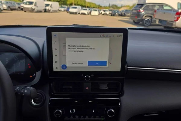 Toyota Yaris Cross Hybrid (HEV) (2026) — foto 10 van 26