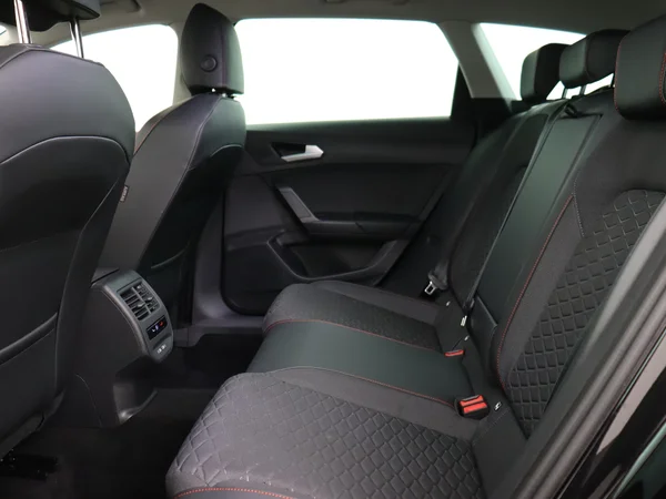 SEAT Leon (2024) — foto 5 van 27