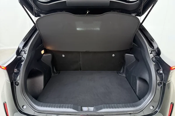 Toyota Yaris Cross Hybrid (HEV) (2025) — foto 13 van 17