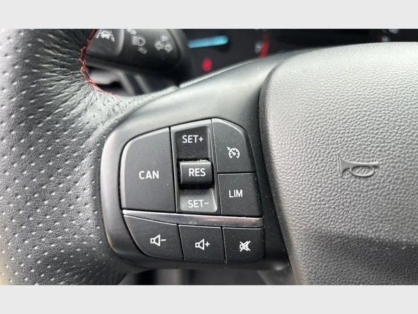Ford Fiesta (2021) — foto 13 van 26