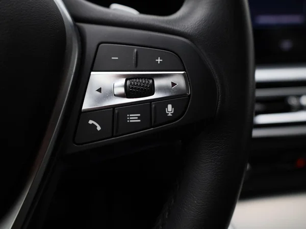 BMW 3 Reeks (2023) — foto 10 van 57