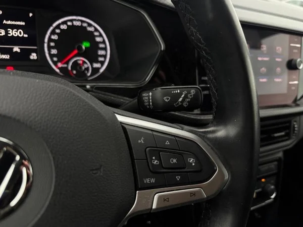 VOLKSWAGEN T-Cross (2019) — foto 11 van 26