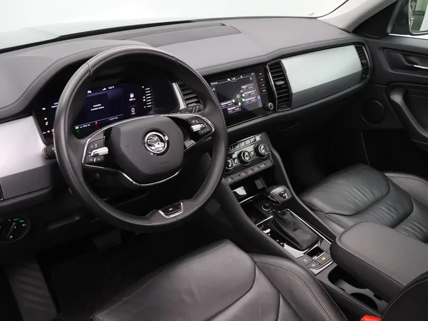 Škoda Kodiaq (2022) — foto 4 van 26