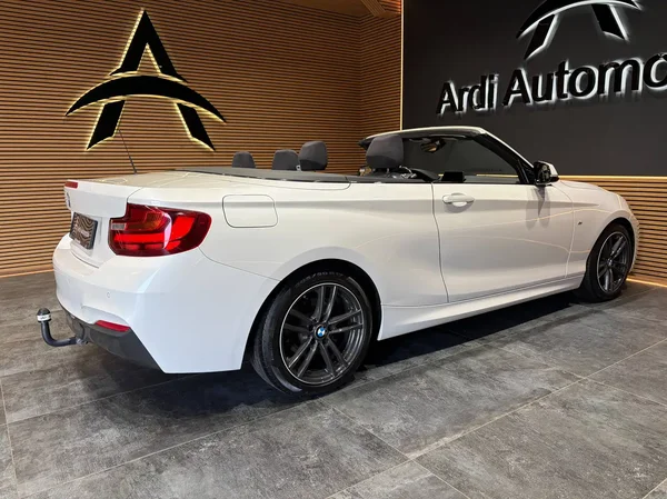 Bmw 218 (2016) — foto 19 van 27