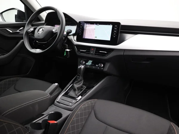 SKODA Kamiq Dsl (2020) — foto 14 van 20