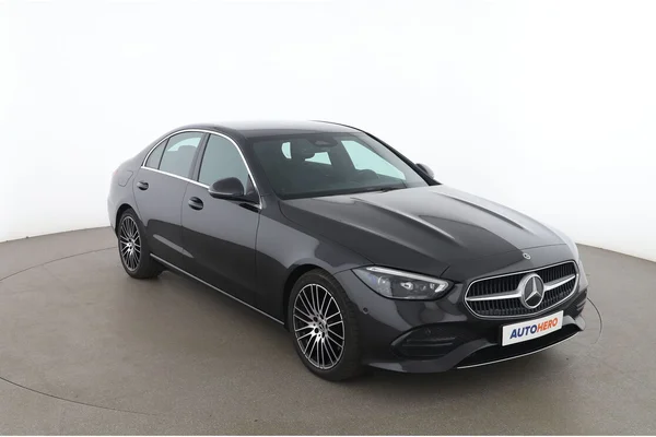 Mercedes-Benz C-Klasse (2024) — foto 14 van 16