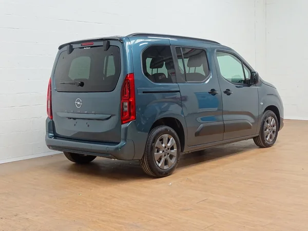 Opel Combo Life (2026) — foto 29 van 32