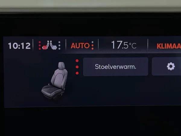 SEAT Leon (2022) — foto 18 van 28