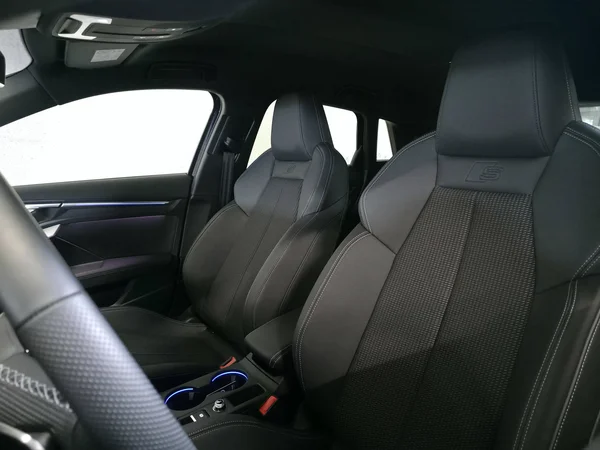 AUDI A3 Sportback (2025) — foto 14 van 35