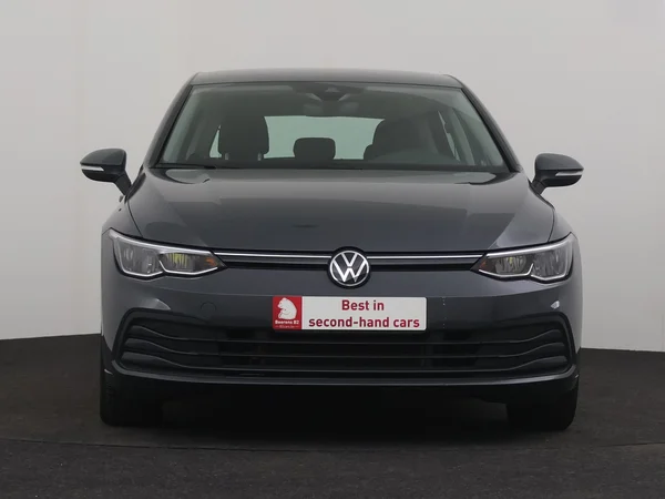 VOLKSWAGEN Golf (2024) — foto 22 van 24