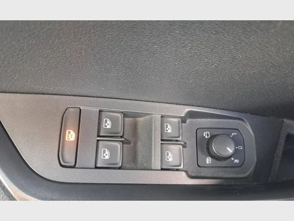Skoda Karoq (2020) — foto 8 van 23
