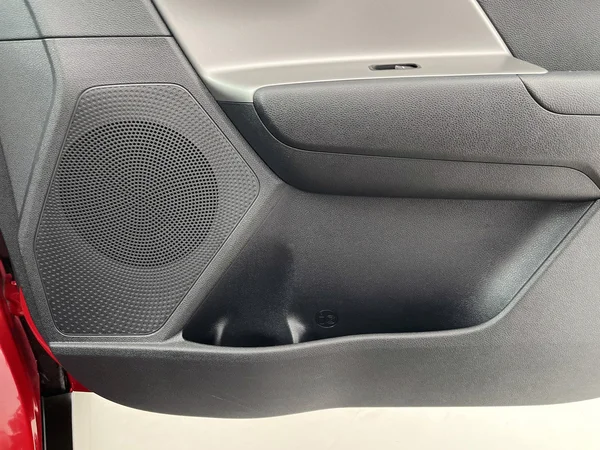 Kia Niro HEV (2019) — foto 33 van 76