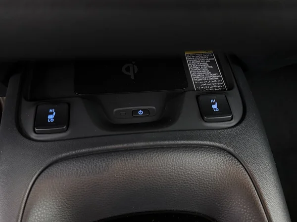 TOYOTA Corolla (2022) — foto 16 van 27