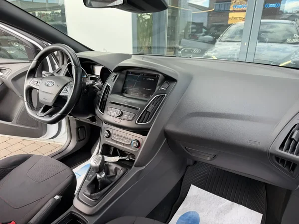 Ford Focus (2017) — foto 20 van 20