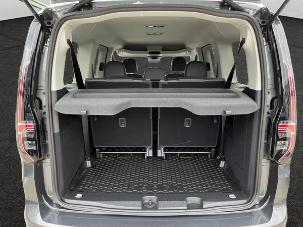 VOLKSWAGEN Caddy Maxi (2026) — foto 19 van 21