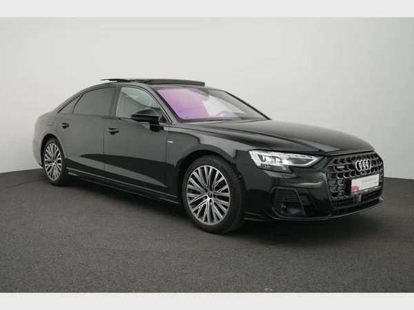 AUDI A8 Long PHEV (2024) — foto 40 van 43