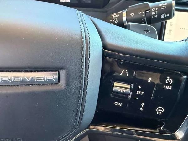 Land Rover Range Rover Velar (2026) — foto 11 van 22